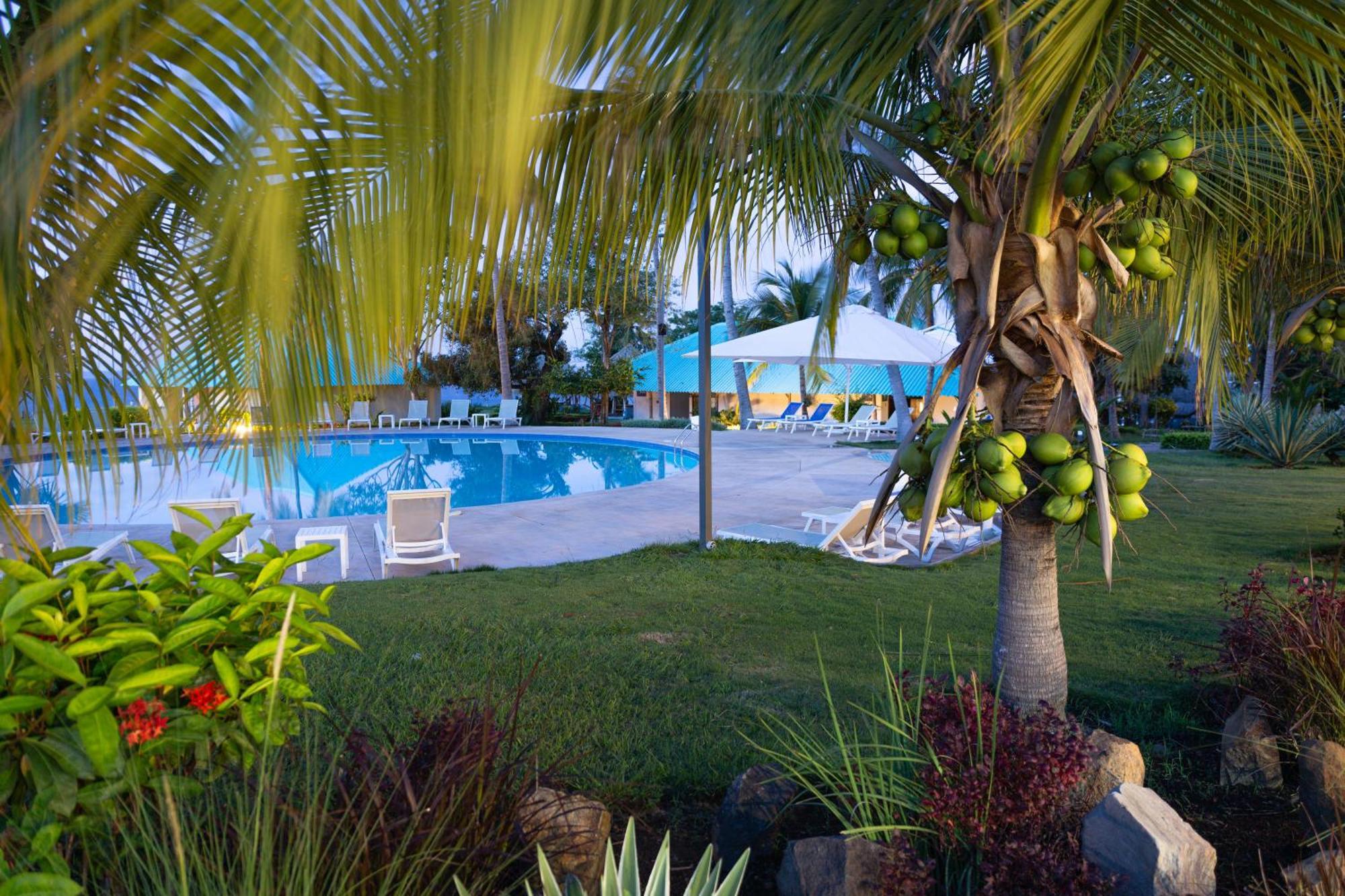 Atami Escape Resort Ла Либертад Екстериор снимка